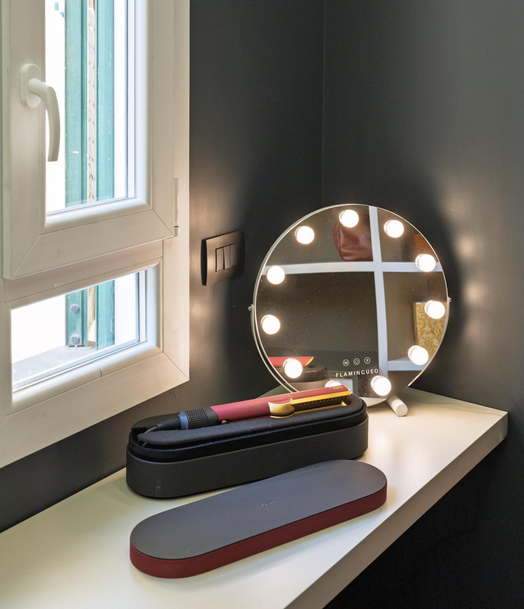 Dreamers In Belsiana Condotti Int 9
